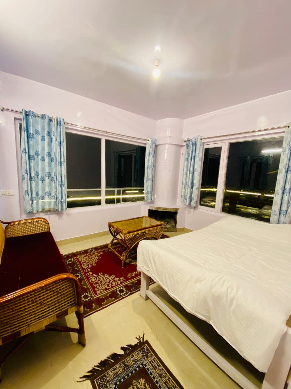 Glass House — room with panoramic windows